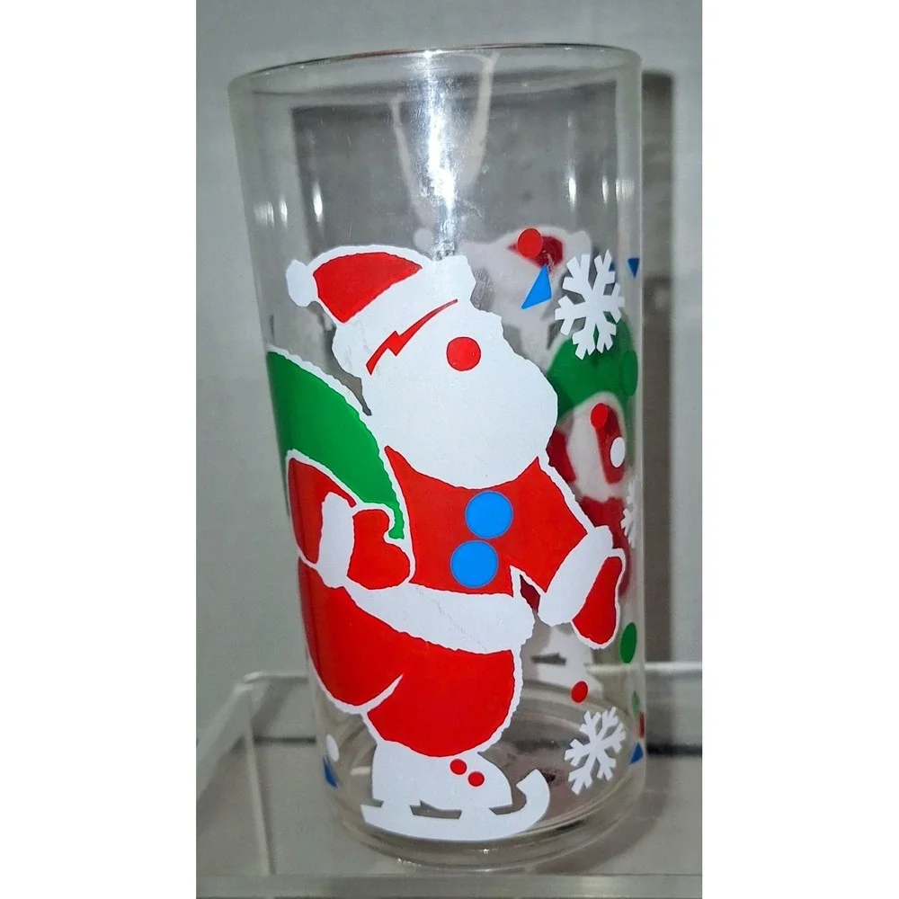 Dept 56 Vintage Christmas Santa Claus Acrylic Tumblers Set of 4‎ Cheryl Johnson